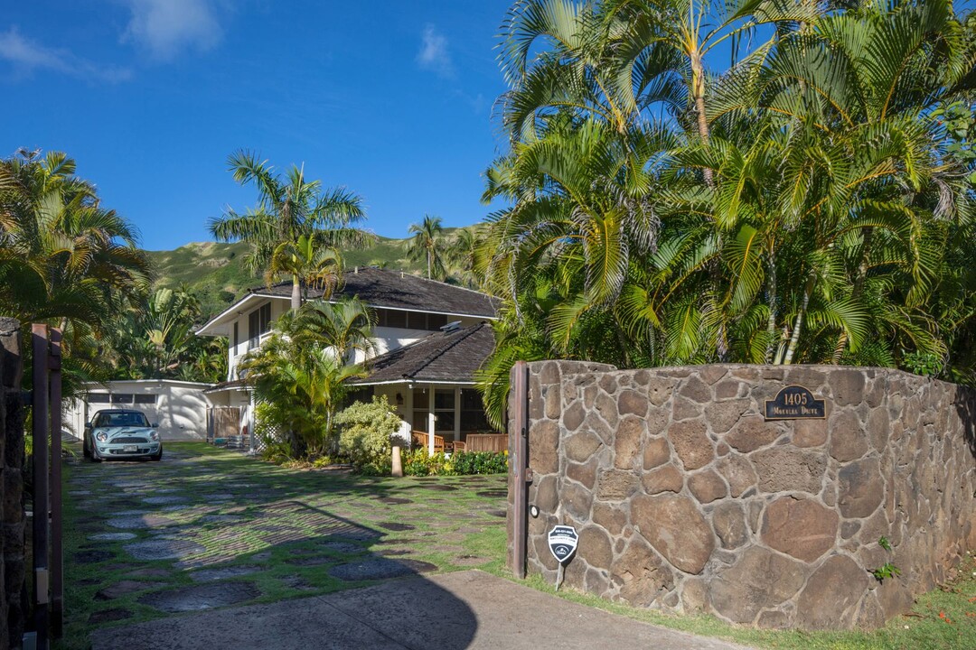 1405 Mokulua Dr in Kailua, HI - Foto de edificio