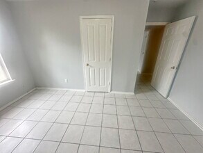 1311 Hortencia Ave in San Antonio, TX - Building Photo - Building Photo