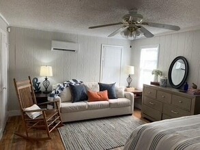 2323 25th St in Lubbock, TX - Building Photo - Building Photo