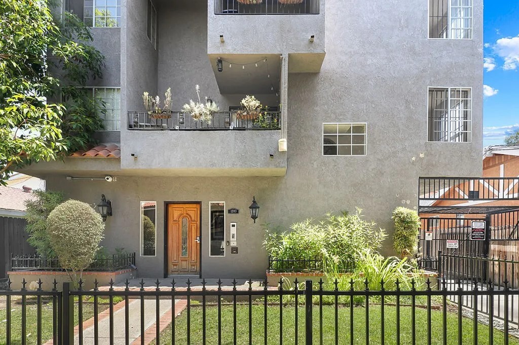 1200 Ohio Ave, Unit #5 in Long Beach, CA - Building Photo