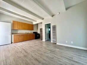 525-27 S Juniper St in Escondido, CA - Building Photo - Building Photo
