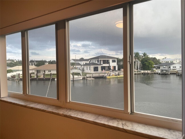 698 NE Spanish River Blvd