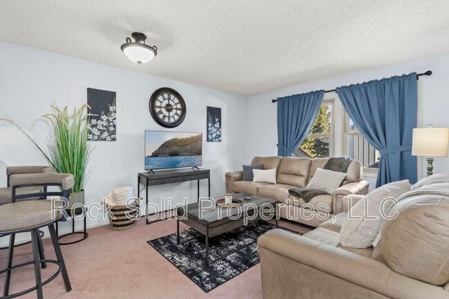 property at 1502 Trent Ct