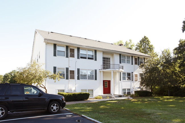 Grande Pointe in Grand Blanc, MI - Foto de edificio - Building Photo