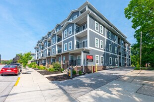 120 Flats in West Lafayette, IN - Building Photo