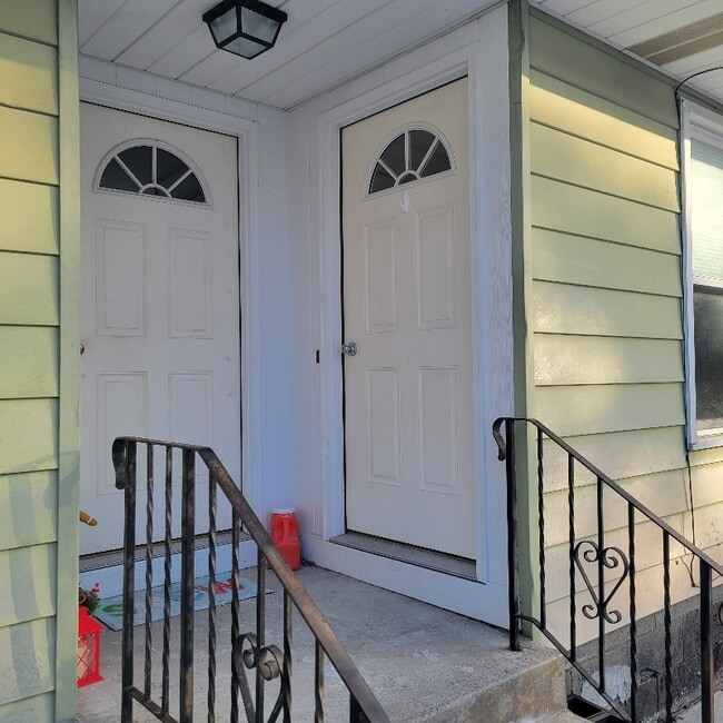 25 Winthrop St in Albany, NY - Foto de edificio - Building Photo