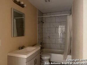 3718 Pleasanton Rd in San Antonio, TX - Foto de edificio - Building Photo