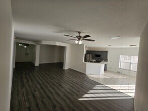 14548 Grand Cove Dr in Orlando, FL - Building Photo - Building Photo