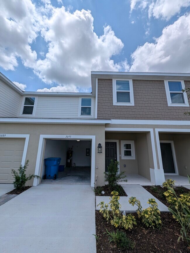 property at 2093 Hallier Cv