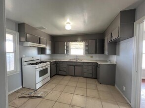 20649 E American Ave in Reedley, CA - Building Photo - Building Photo