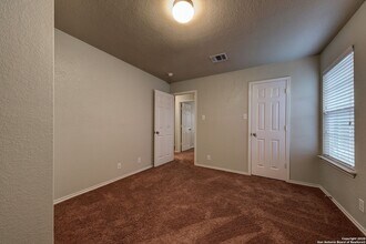 10907 Cimarron Cove in Universal City, TX - Building Photo - Building Photo
