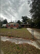 472 Tara Ln in Orange Park, FL - Building Photo
