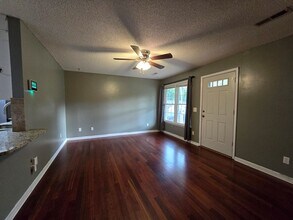 805 Club Ln in Sumter, SC - Building Photo - Building Photo