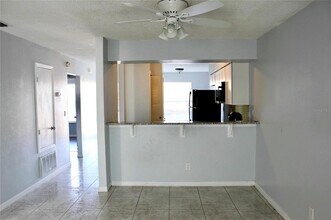 2321 Trinidad Ct in Kissimmee, FL - Building Photo - Building Photo