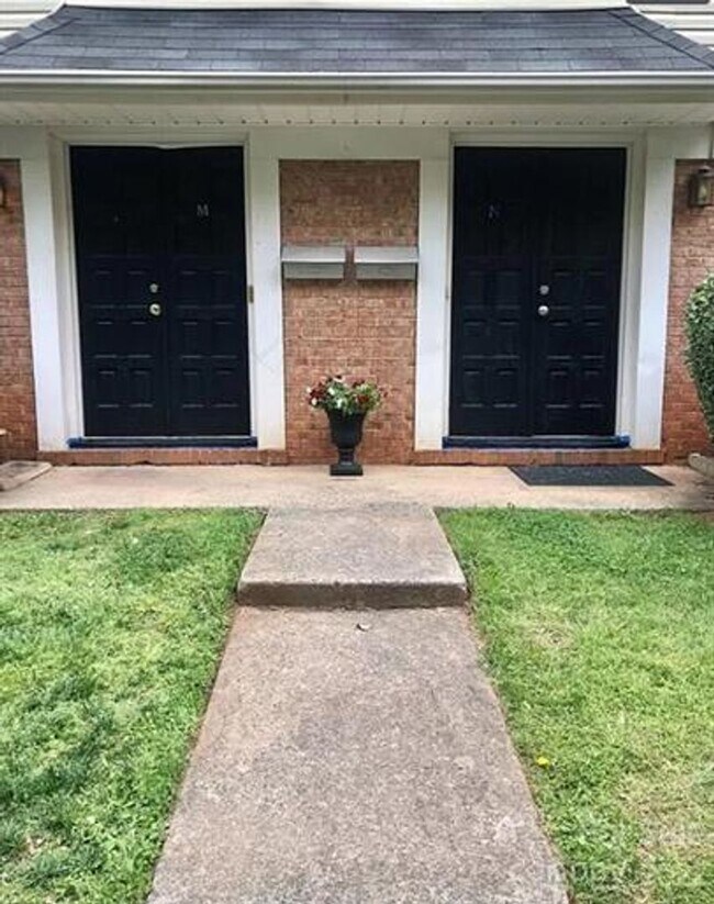 property at 4609 Coronado Dr