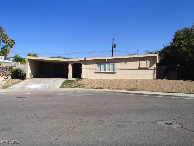 1880 Caballero Way in Las Vegas, NV - Building Photo