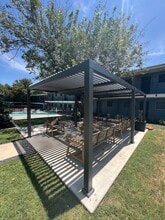 Fountain Terrace Apartments in Austin, TX - Building Photo - Building Photo