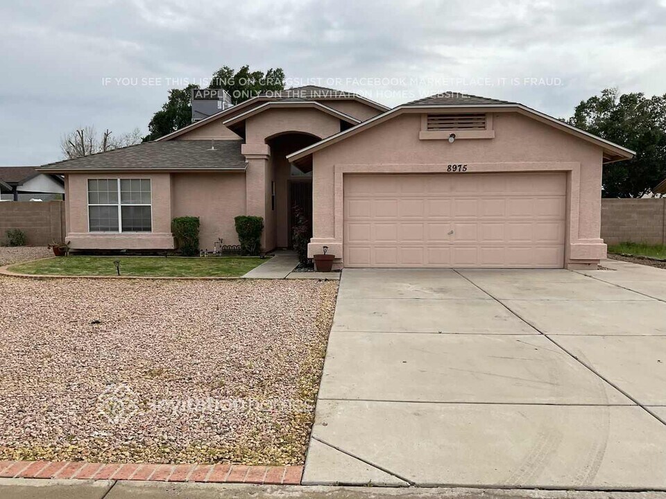 8975 W Maryland Ave in Glendale, AZ - Building Photo