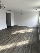 1323 Winchester Ave, Unit 1323 in Ashland, KY - Building Photo - Building Photo