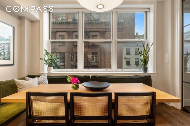 161 Grand St in New York, NY - Building Photo - Building Photo