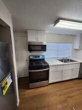 743 E 9th Ave in Tallahassee, FL - Building Photo - Building Photo