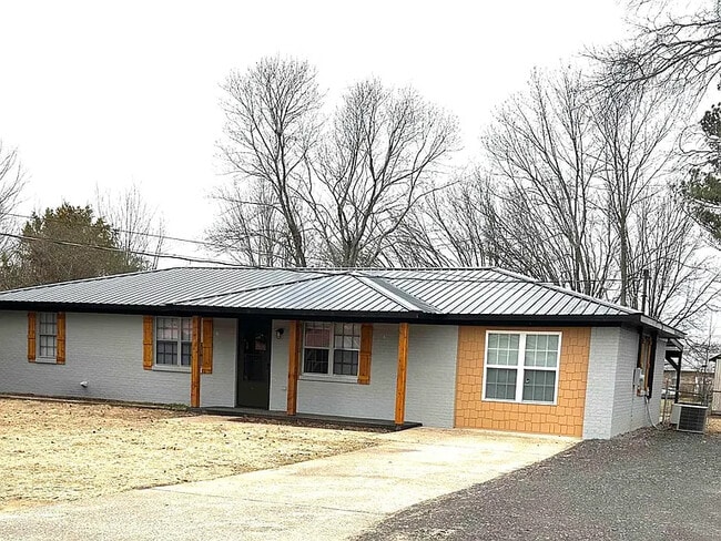 property at 109 Tanna Hill St