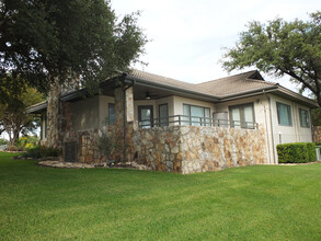 1713 Clubhouse Hill Dr in Spicewood, TX - Building Photo - Building Photo