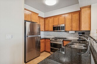 5 S 500 W in Salt Lake City, UT - Foto de edificio - Building Photo