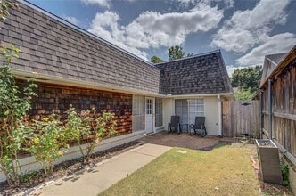 2518 NW 62nd St in Oklahoma City, OK - Building Photo - Building Photo