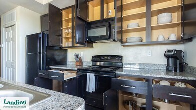 4590 Winkler Ave in Ft. Myers, FL - Building Photo - Building Photo