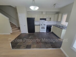 171 Brintnell Blvd NW in Edmonton, AB - Building Photo - Building Photo