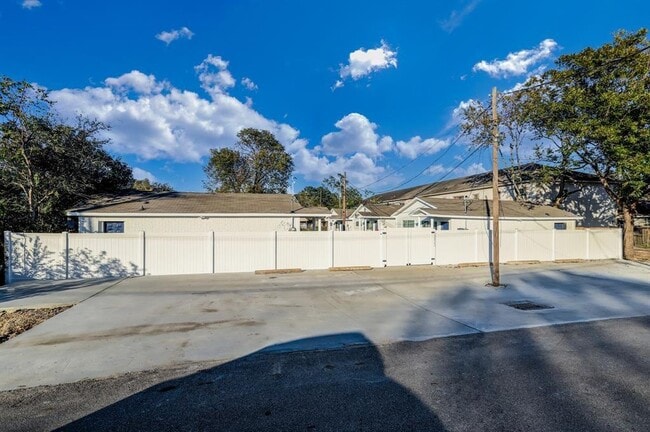 property at 3823 Lydia St