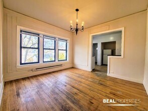 1317.5 Oak Ave in Evanston, IL - Building Photo - Building Photo