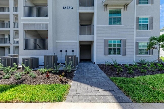 12280 Wellen Golf St in Venice, FL - Building Photo - Building Photo