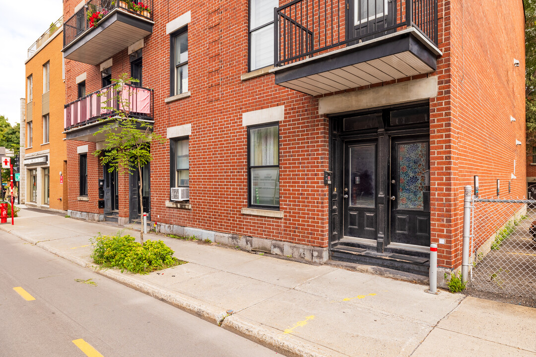 1834-1846 De Maisonneuve Boul E in Montréal, QC - Building Photo