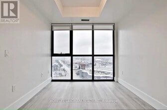 2908-2908 Hwy 7 in Vaughan, ON - Building Photo - Building Photo