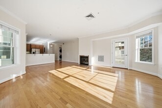 295 Salem St in Woburn, MA - Building Photo - Building Photo