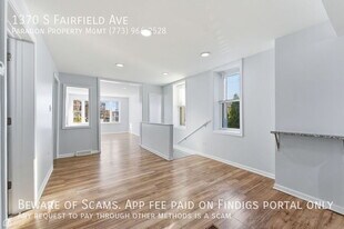 1370 S Fairfield Ave in Chicago, IL - Building Photo