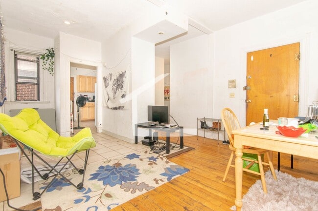 property at 18 Glenville Ave