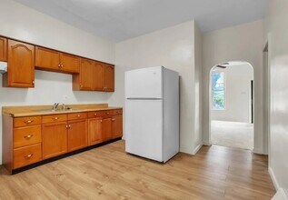 3240 Rothpletz St in Pittsburgh, PA - Foto de edificio - Building Photo