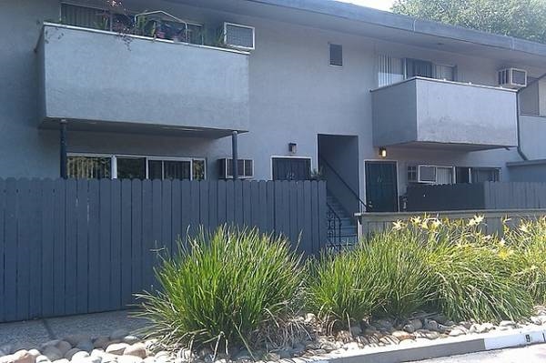 The Grove Apartments in Sacramento, CA - Foto de edificio - Building Photo