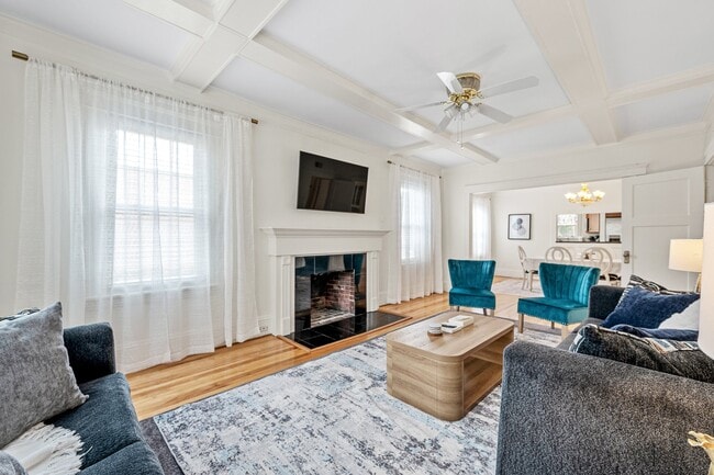 9 Ivanhoe Rd, Unit 9 in Worcester, MA - Foto de edificio - Building Photo