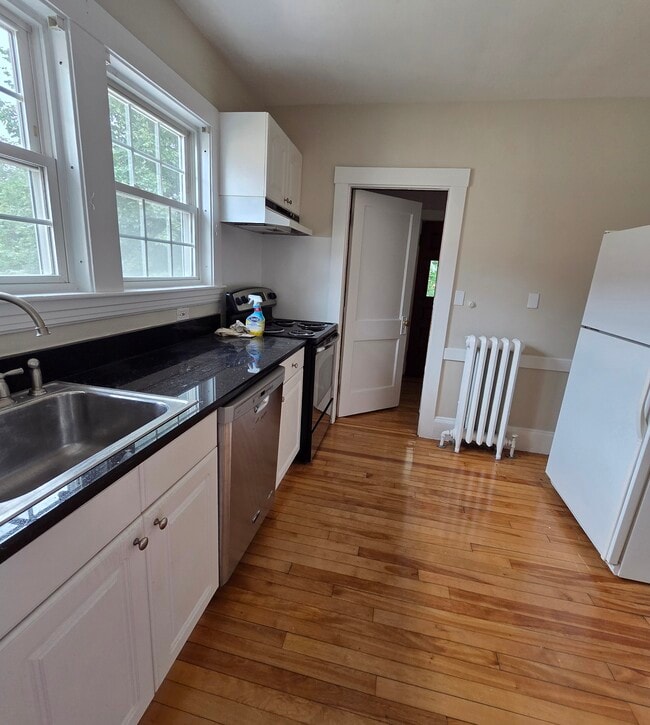 15 Chester Rd, Unit 2