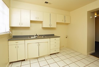 Abilene Apartments & Duplexes in Abilene, TX - Building Photo - Interior Photo