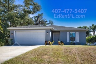 5204 S San Mateo Dr in North Port, FL - Building Photo