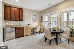 21771 Harroun Terrace in Ashburn, VA - Building Photo