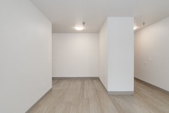Tarkington Square Apartments in Hillsboro, OR - Foto de edificio - Interior Photo