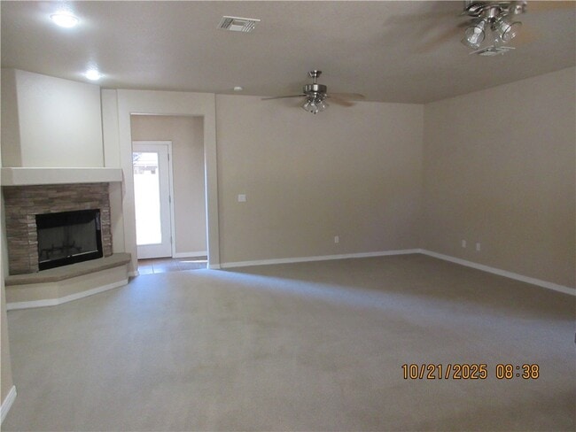 2044 Rex Allen Dr in Kingman, AZ - Building Photo - Building Photo