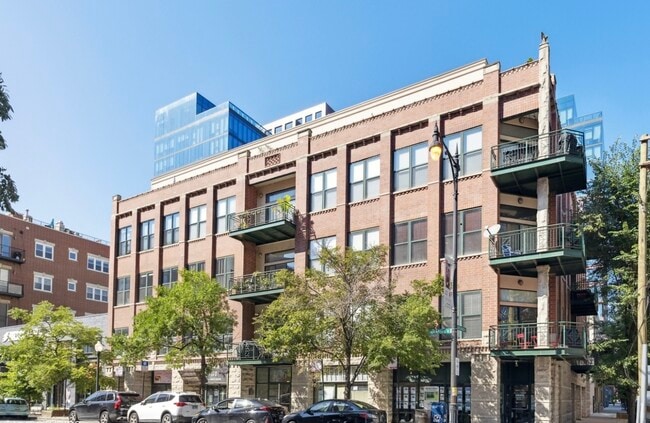 936 W Madison St in Chicago, IL - Foto de edificio - Building Photo