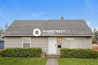 724 5th St SE in Puyallup, WA - Building Photo - Building Photo